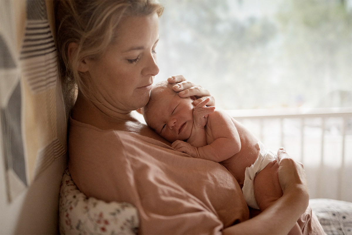 feeling-low-after-childbirth_id130_teaser